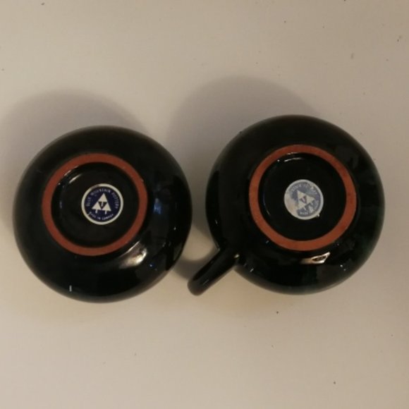 Blue Mountain Pottery, creamer and sugar bowl. - Picture 4 of 4